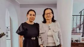 Oana Roman, primul mesaj după înmormântarea mamei sale! Cine i-a fost alături în aceste momente: „Fără voi aș fi fost acum singură pe lume”